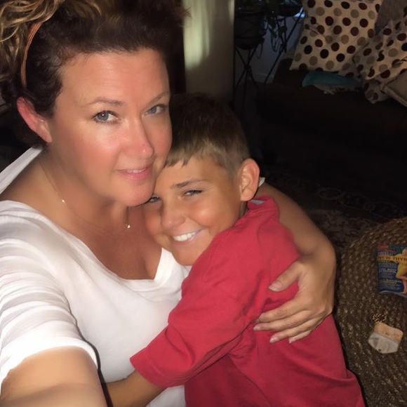 Meet your Posher, Misty - Picture 2 of 2